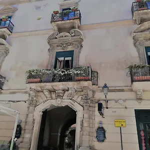 Ai Lumi 3*, Trapani Italië